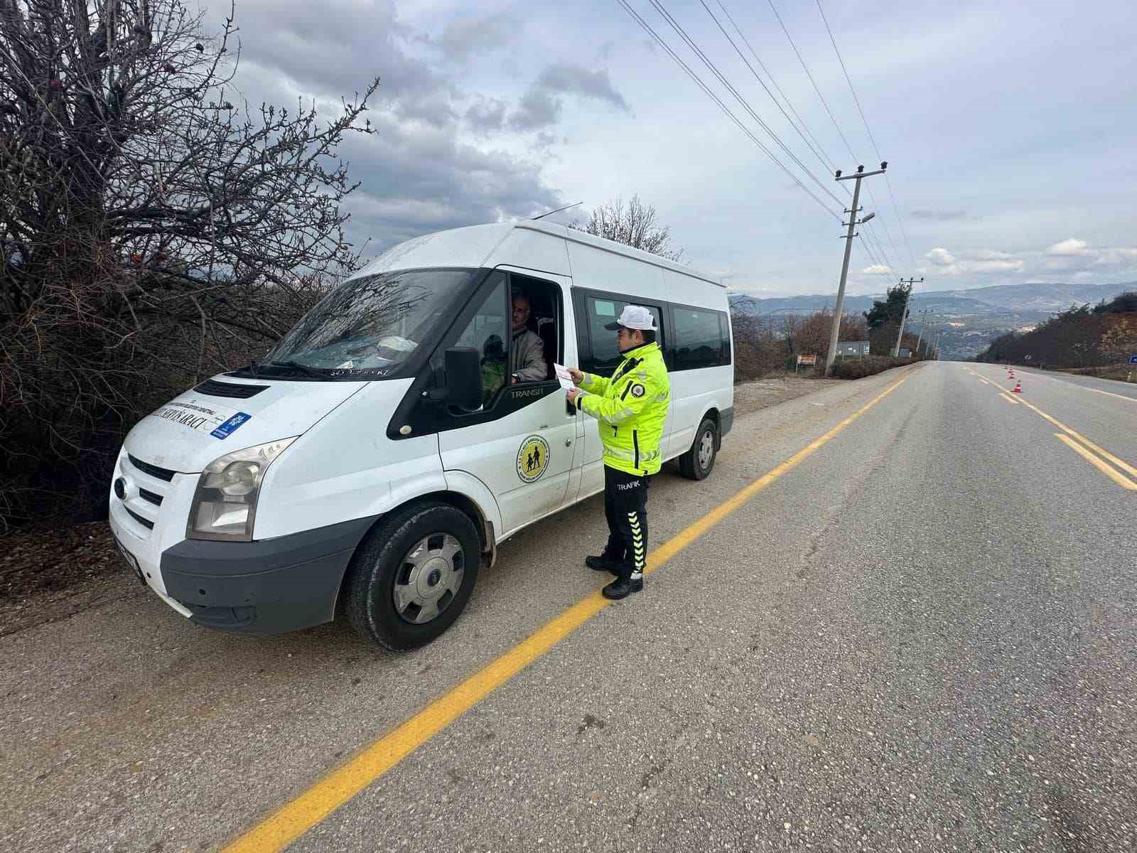 Karacasu emniyeti, sürücülere trafik güvenliği konusunda uyarılarda bulundu
