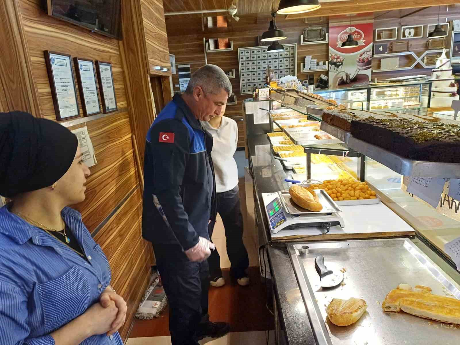 Edremit’te ekmek fırınlarına zabıta denetimi
