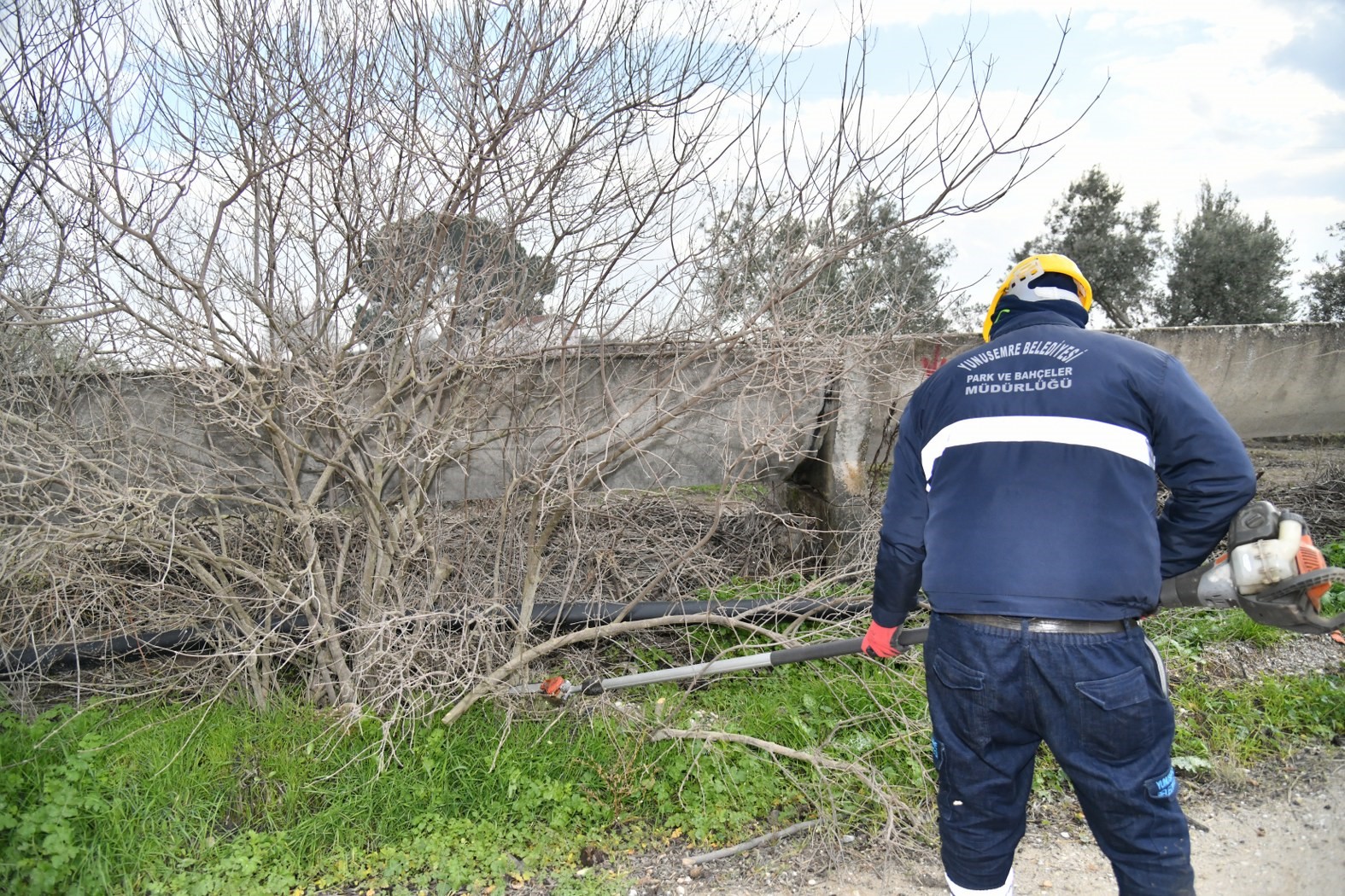 Yunusemre’de kırsal mahallelerde çalışmalar sürüyor
