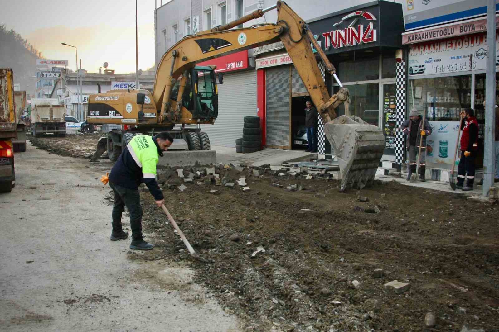 Giresun Belediyesi sanayi sitesinde altyapı ve üstyapı çalışması başlattı
