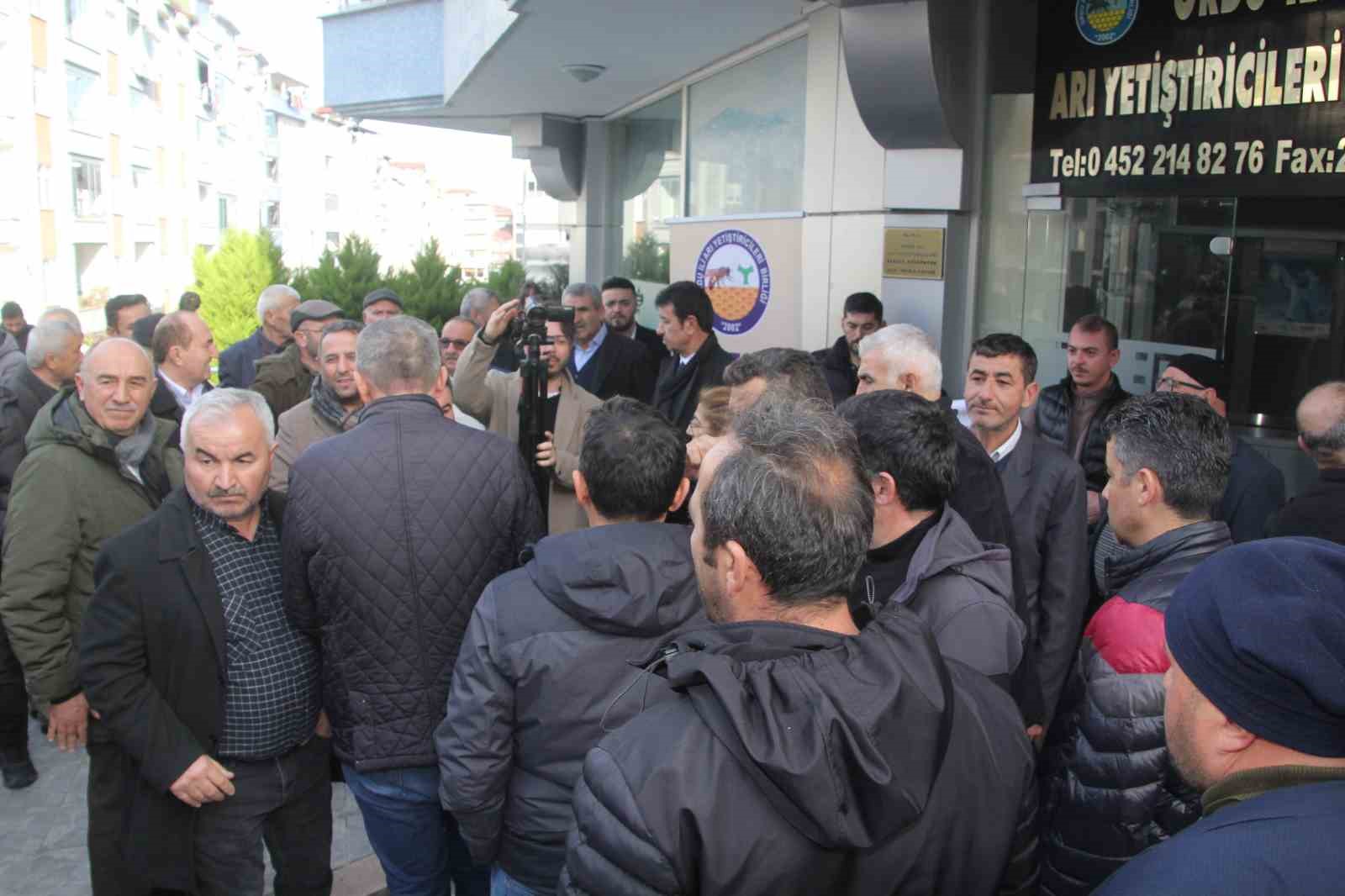 Mustafa Yılmaz, Ordu Arıcılar Birliği’ne adaylığını açıkladı
