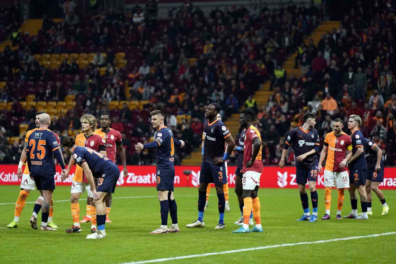 Ziraat Türkiye Kupası: Galatasaray: 2 - Başakşehir: 2 (Maç sonucu)
