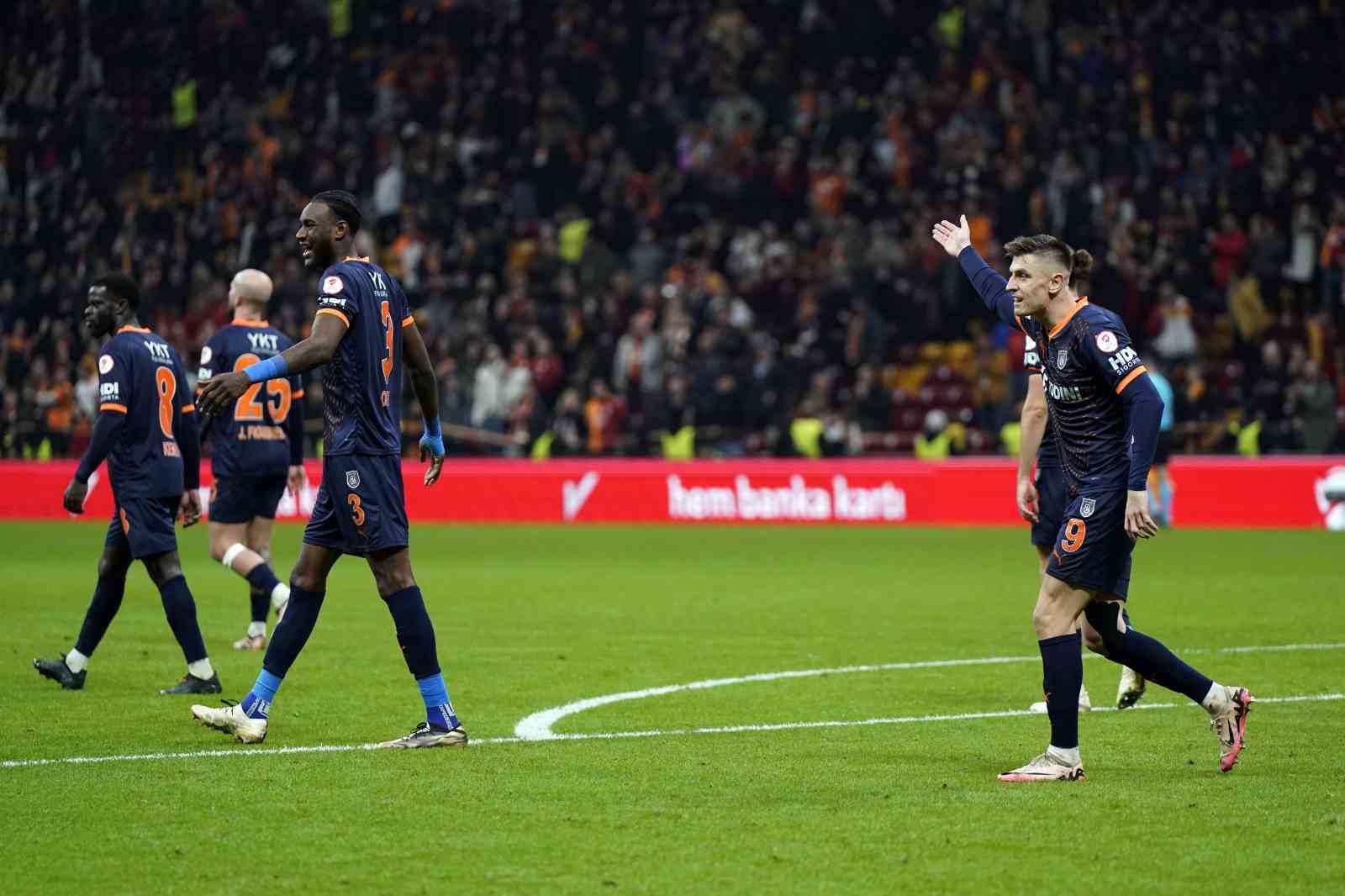 Ziraat Türkiye Kupası: Galatasaray: 2 - Başakşehir: 2 (Maç sonucu)
