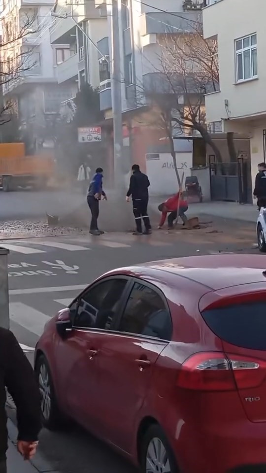 Altyapı çalışması sırasında doğal gaz borusu delindi
