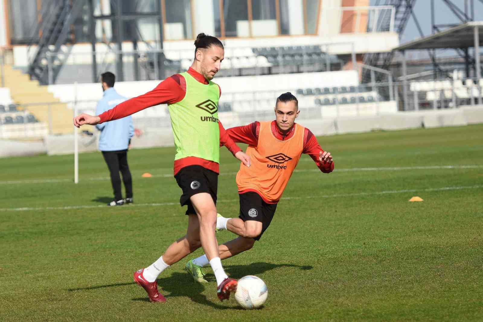 Manisa FK, Ümraniyespor maçı hazırlıklarına devam etti
