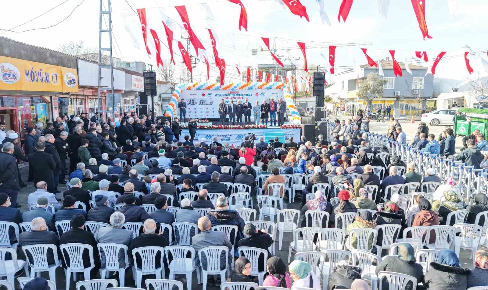 Sultangazi’de Yayla Mahallesi Merkez Camii’nin temel atma töreni gerçekleştirildi
