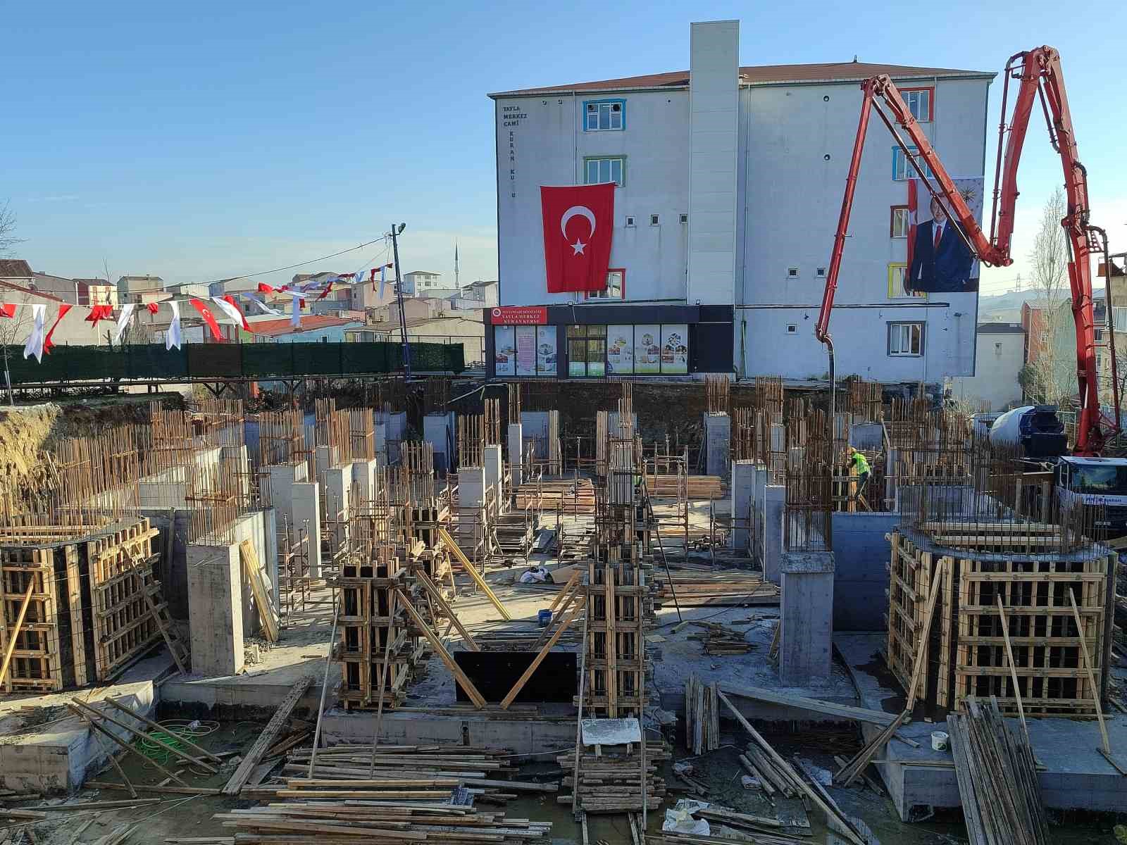 Sultangazi’de Yayla Mahallesi Merkez Camii’nin temel atma töreni gerçekleştirildi
