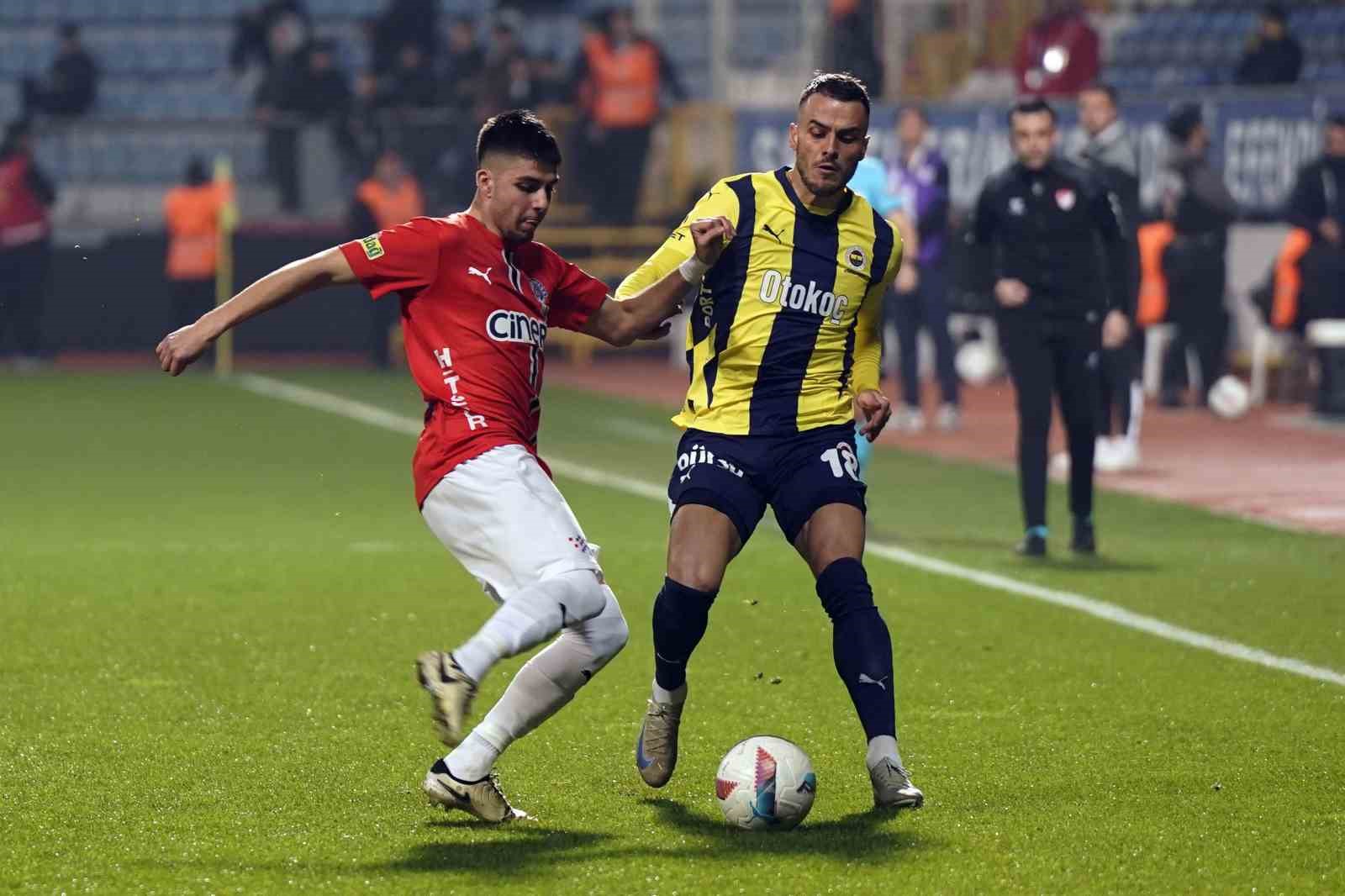 Ziraat Türkiye Kupası: Kasımpaşa: 0 - Fenerbahçe: 1 (Maç devam ediyor)
