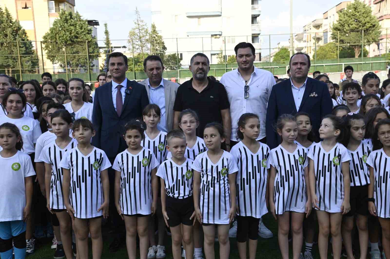 Manisa Büyükşehir Belediyesi sporun geleceğine yatırım yapıyor
