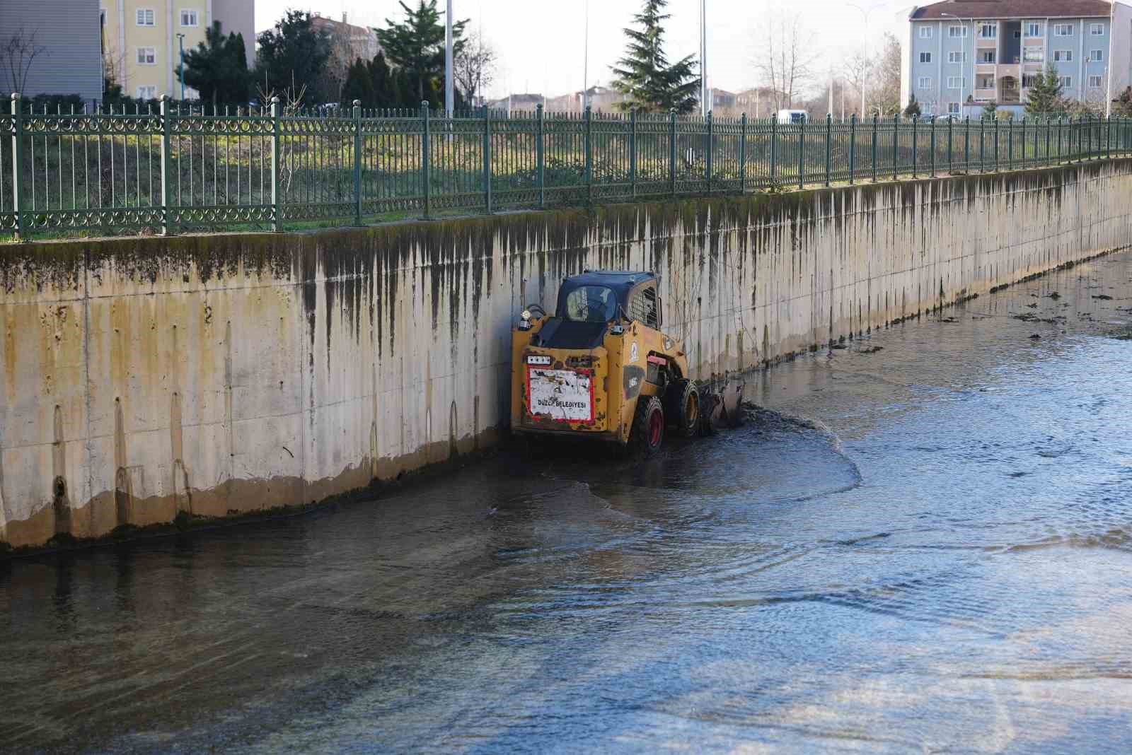 Düzce’de taşkınlara karşı önlem alınıyor
