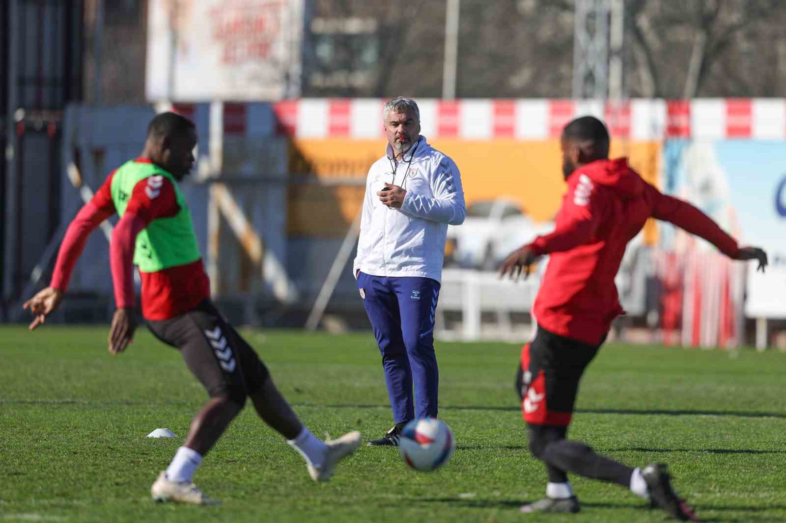 Samsunspor, Kayserispor maçı hazırlıkları tamamlandı
