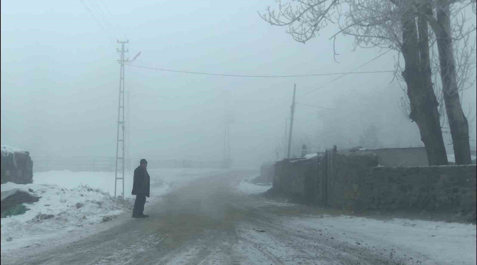 Kars’ta yoğun sis etkili oluyor
