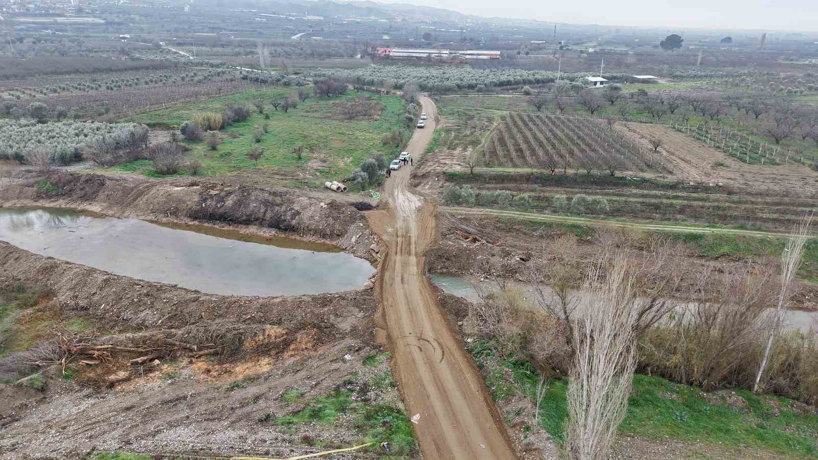 Derbent Mahallesinde dere geçişleri güvenli hale geldi
