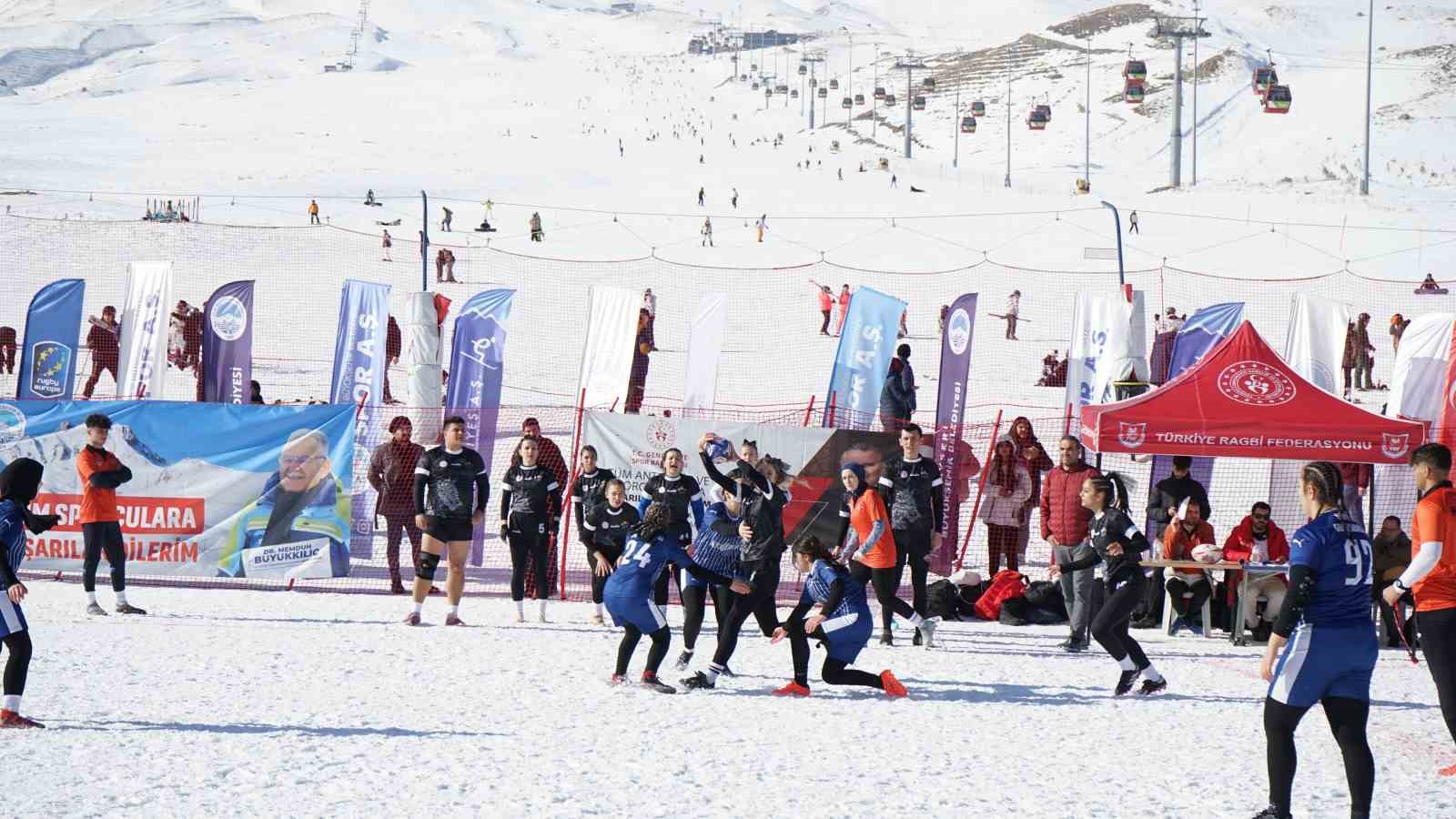 Erciyes’te Kar Ragbi Türkiye Şampiyonası heyecanı başladı
