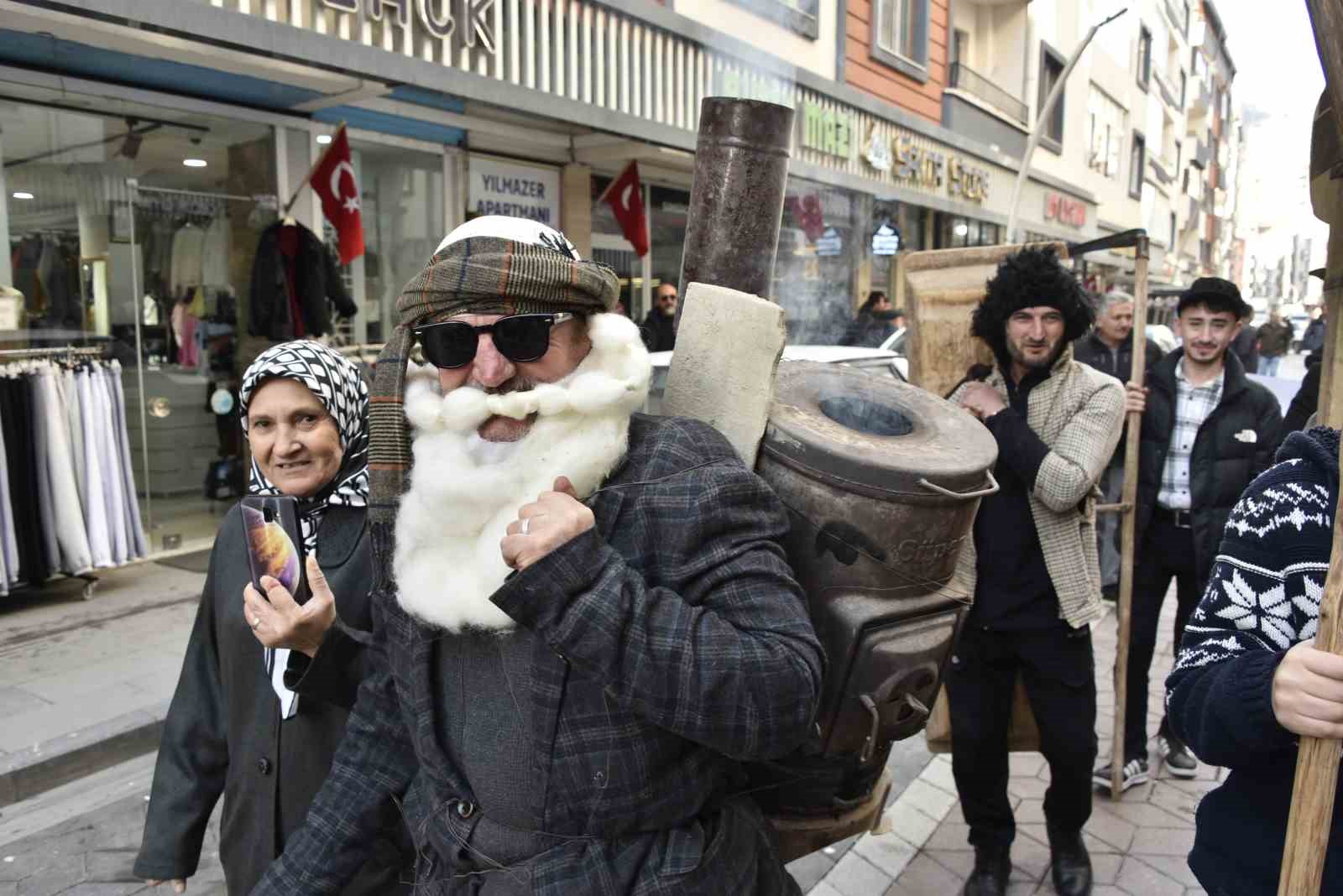 Gümüşhane’de Kalandar geleneği köylerden şehre indi
