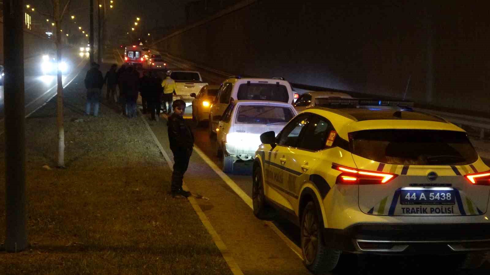 Malatya’da 4 araçlı zincirleme kaza
