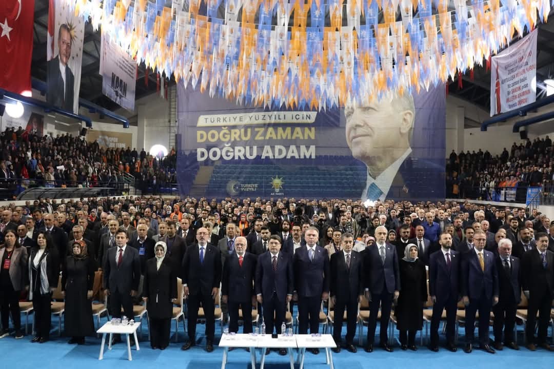 Kütahya AK Parti’de yeni il başkanı Ceyda Çetin Erenler
