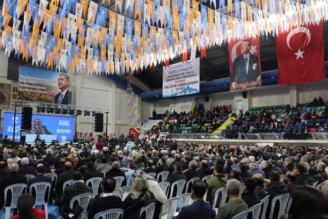 Kütahya AK Parti’de yeni il başkanı Ceyda Çetin Erenler
