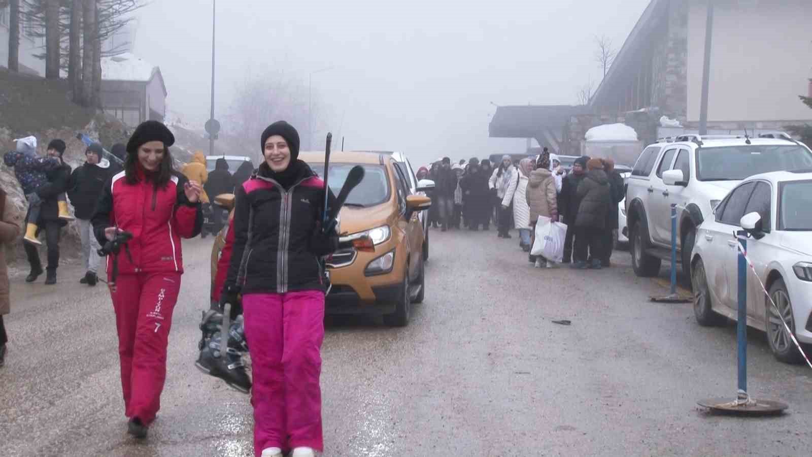 Uludağ’da sömestr öncesi otopark kaosu
