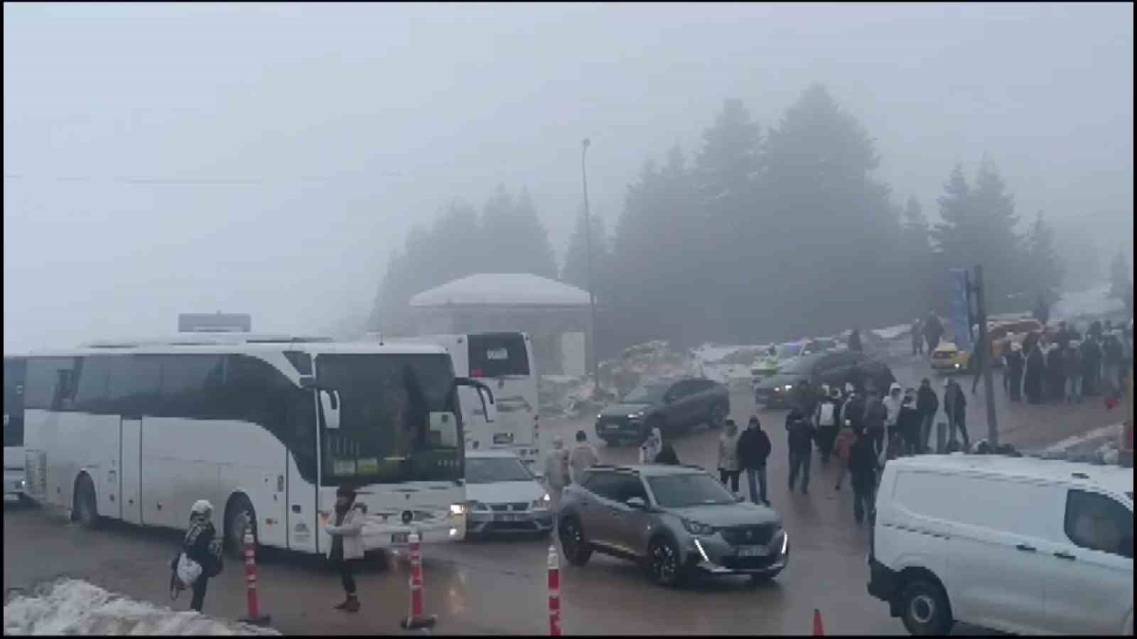 Uludağ’da sömestr öncesi otopark kaosu
