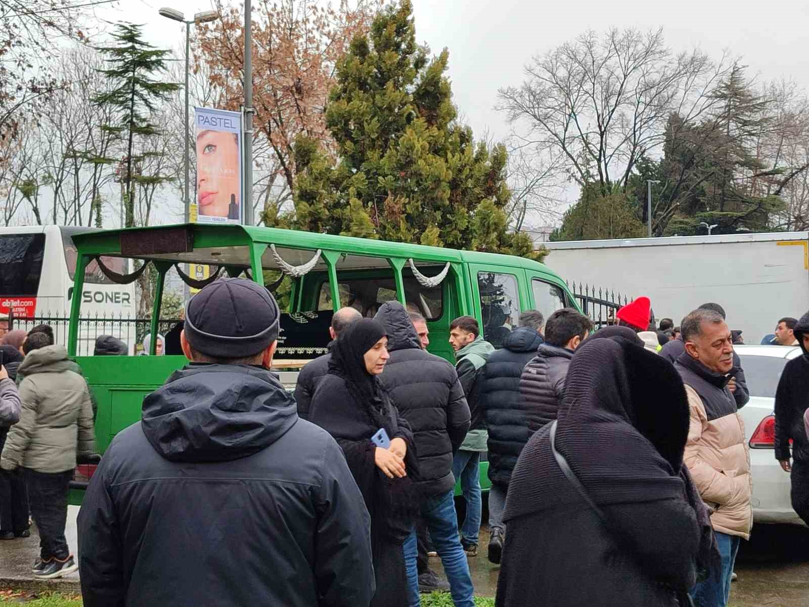 Çukur dizisinin çekildiği kahvehane işletmecisi tarafından vurulan Ercan Çali’nin cenaze namazı kılındı
