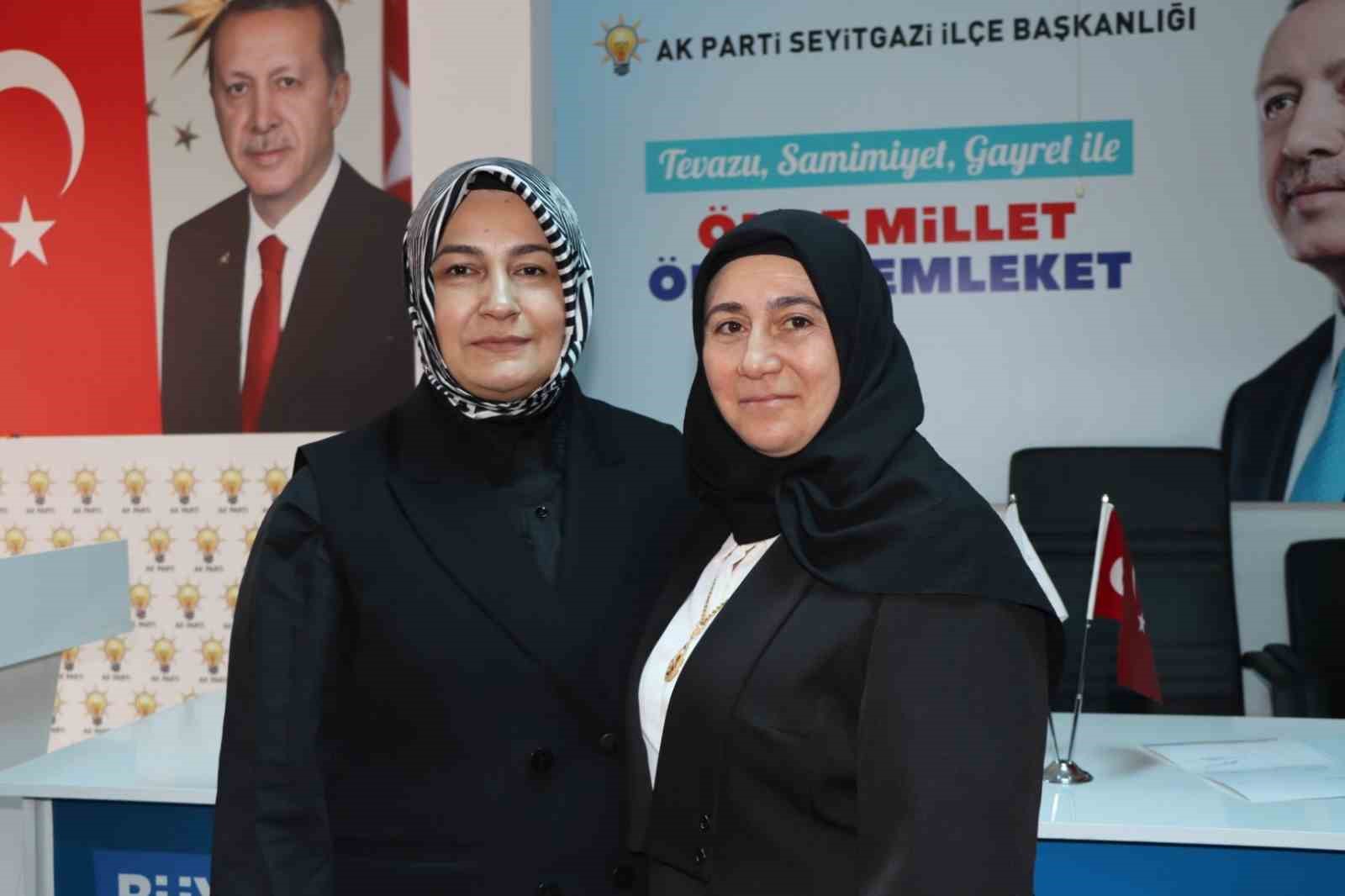 AK Parti Seyitgazi Kadın Kolları’nda devir teslim töreni
