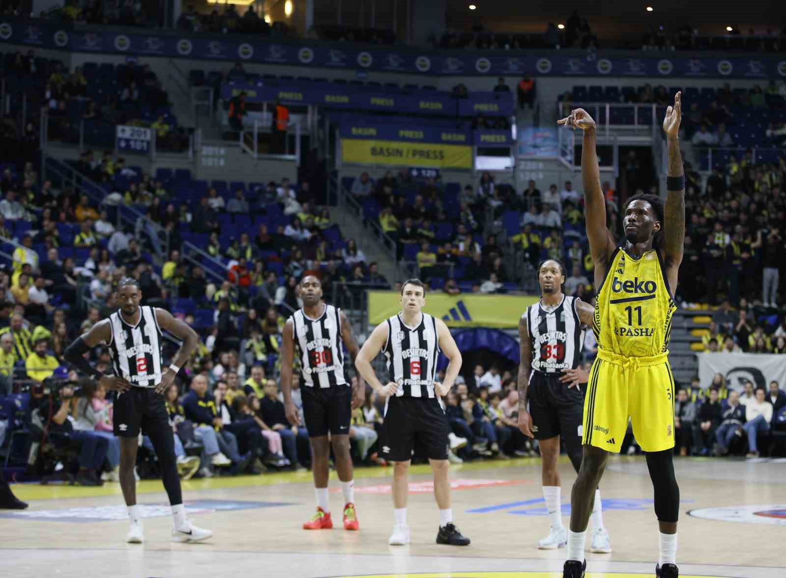 Basketbolda derbinin kazananı Fenerbahçe
