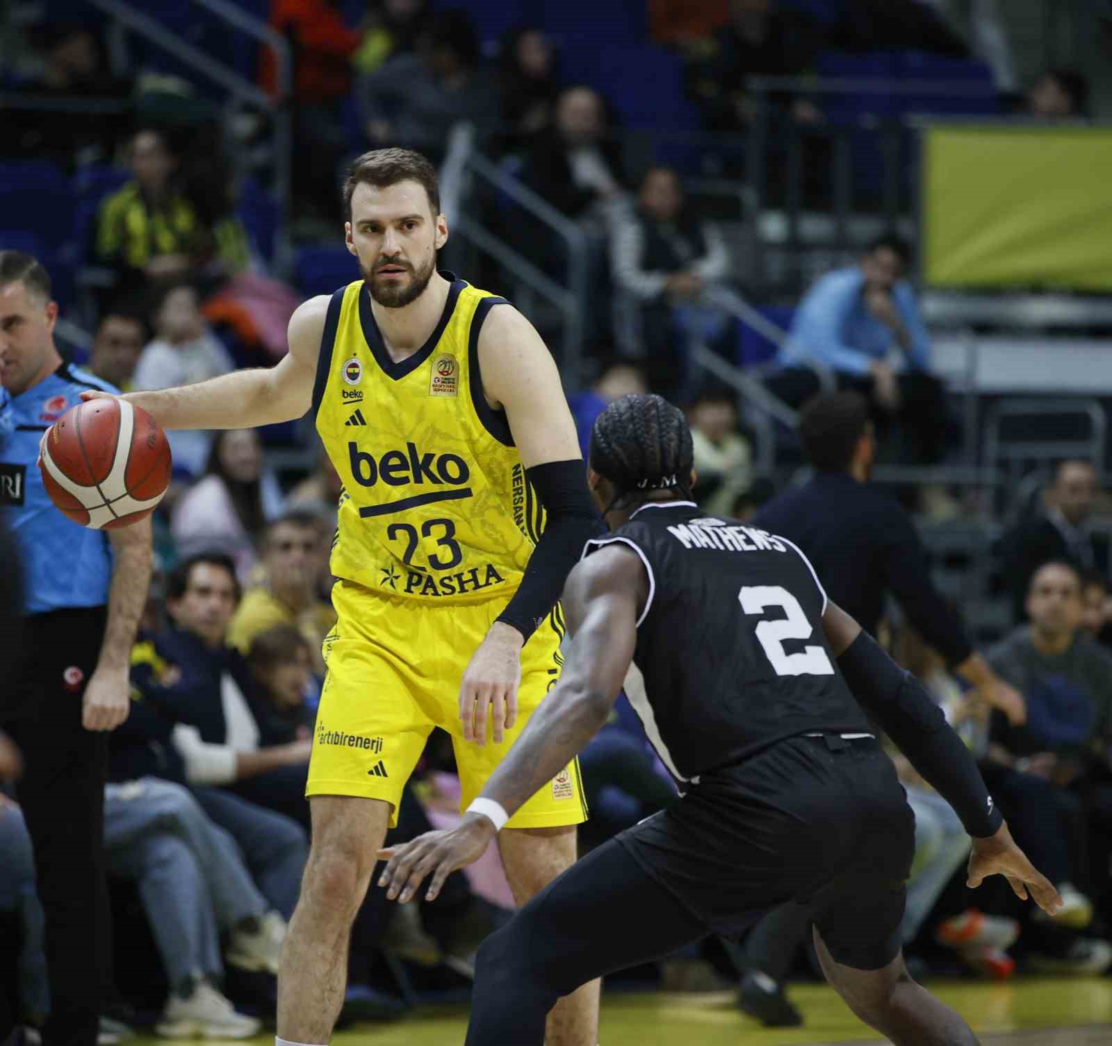 Basketbolda derbinin kazananı Fenerbahçe
