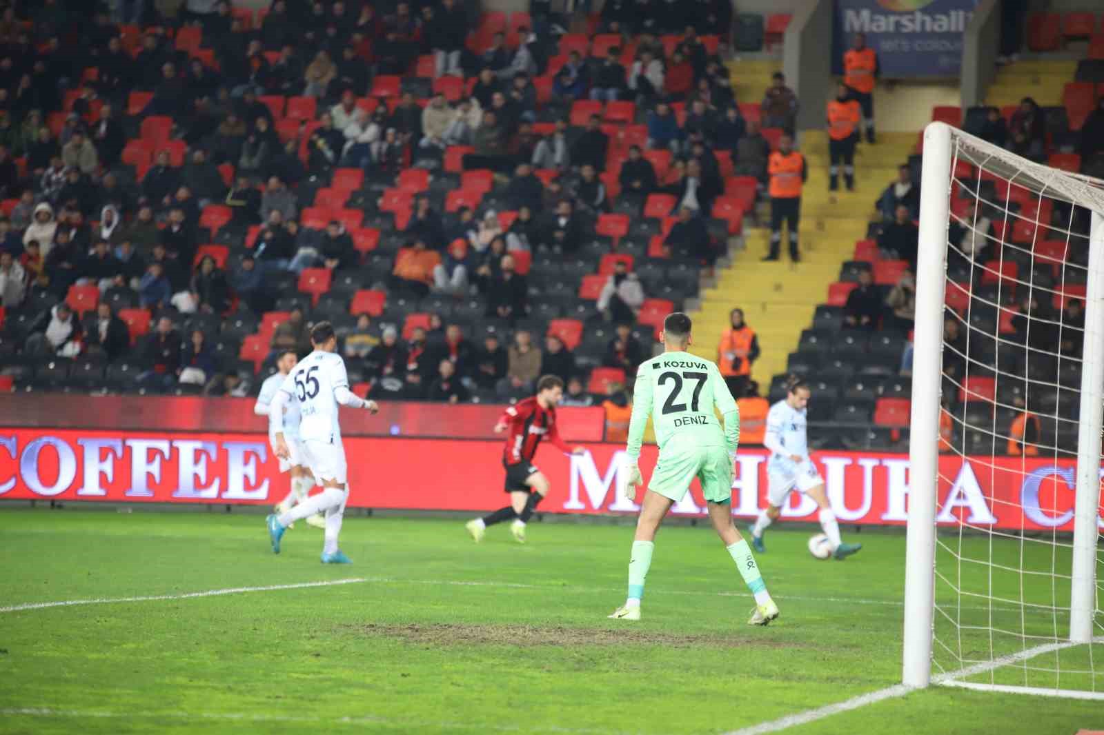 Trendyol Süper Lig: Gaziantep FK: 1 - Adana Demirspor: 0 (Maç sonucu)
