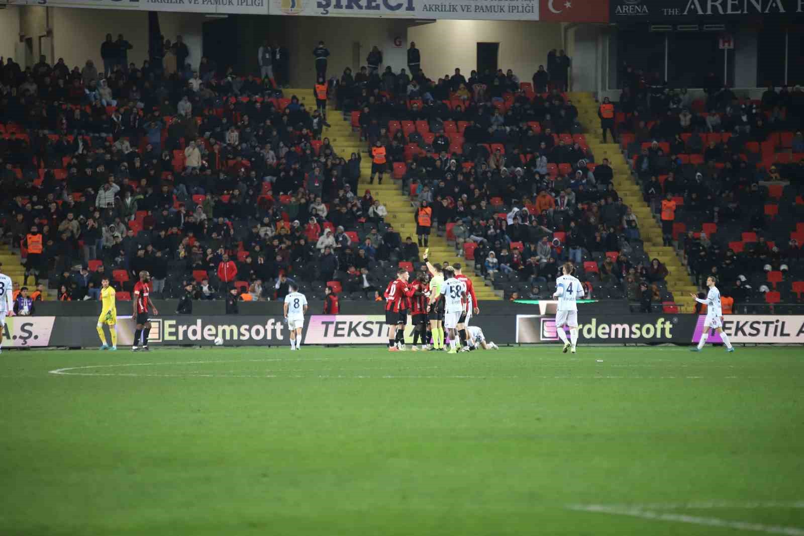 Trendyol Süper Lig: Gaziantep FK: 1 - Adana Demirspor: 0 (Maç sonucu)
