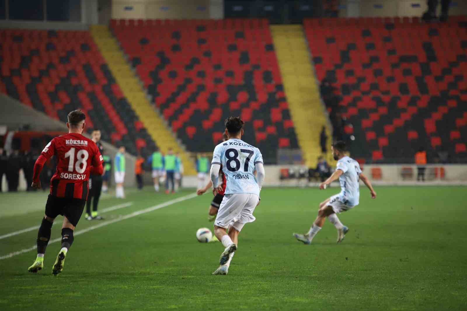 Trendyol Süper Lig: Gaziantep FK: 1 - Adana Demirspor: 0 (Maç sonucu)
