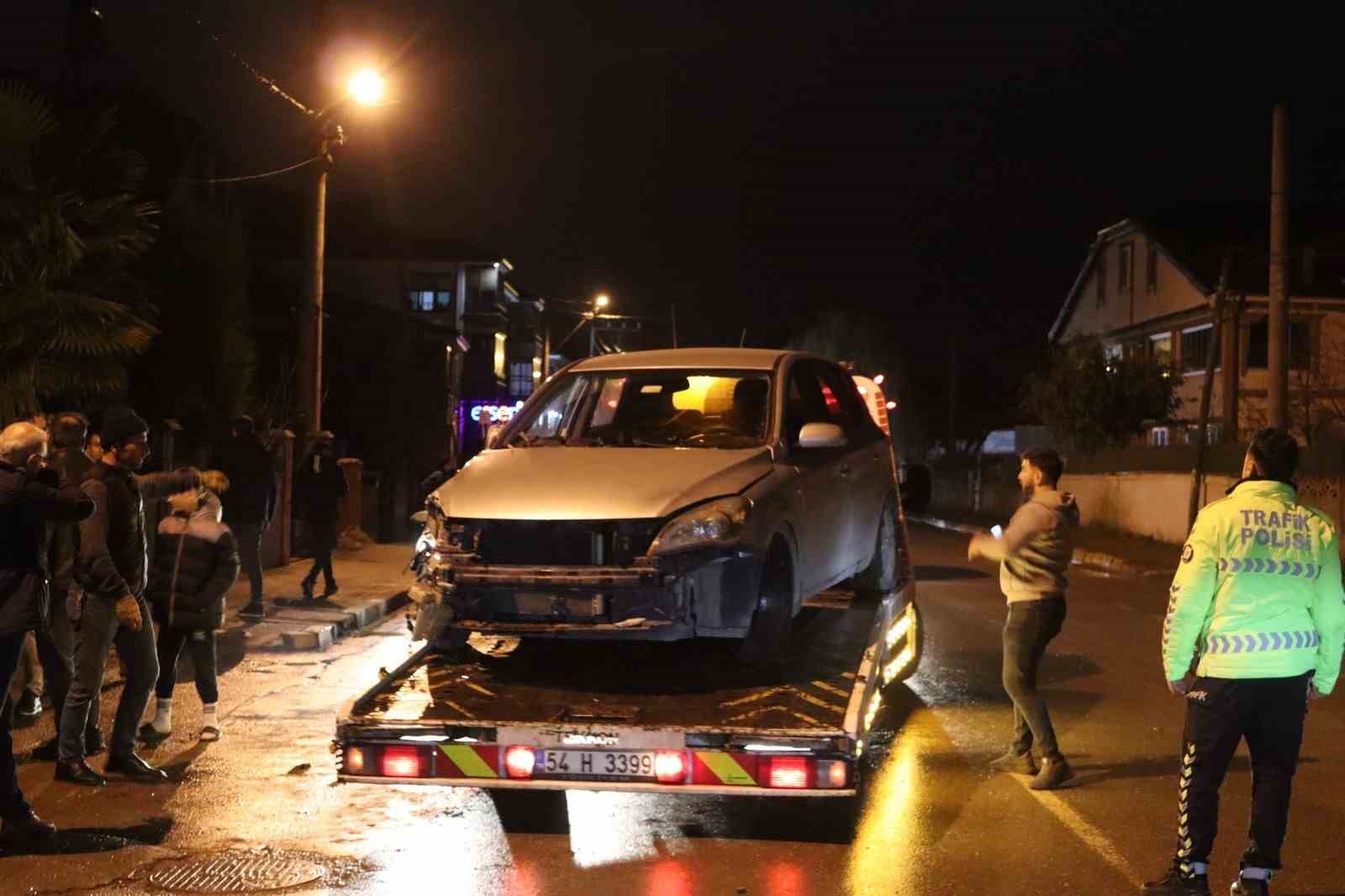 Kazaya sebebiyet verdi, olay yerinden kaçtı: 3 yaralı
