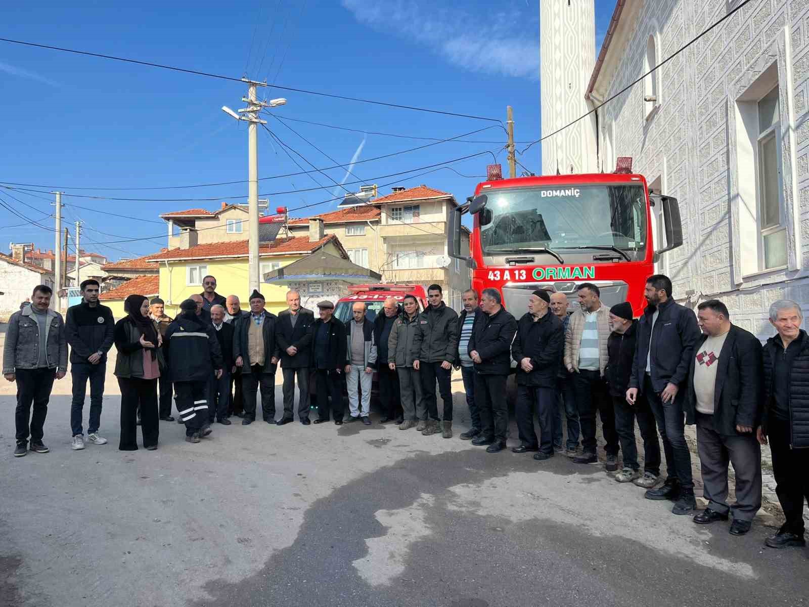 Kütahya’da orman köylülerine “Orman yangınları ile mücadele yöntemleri” konulu eğitim
