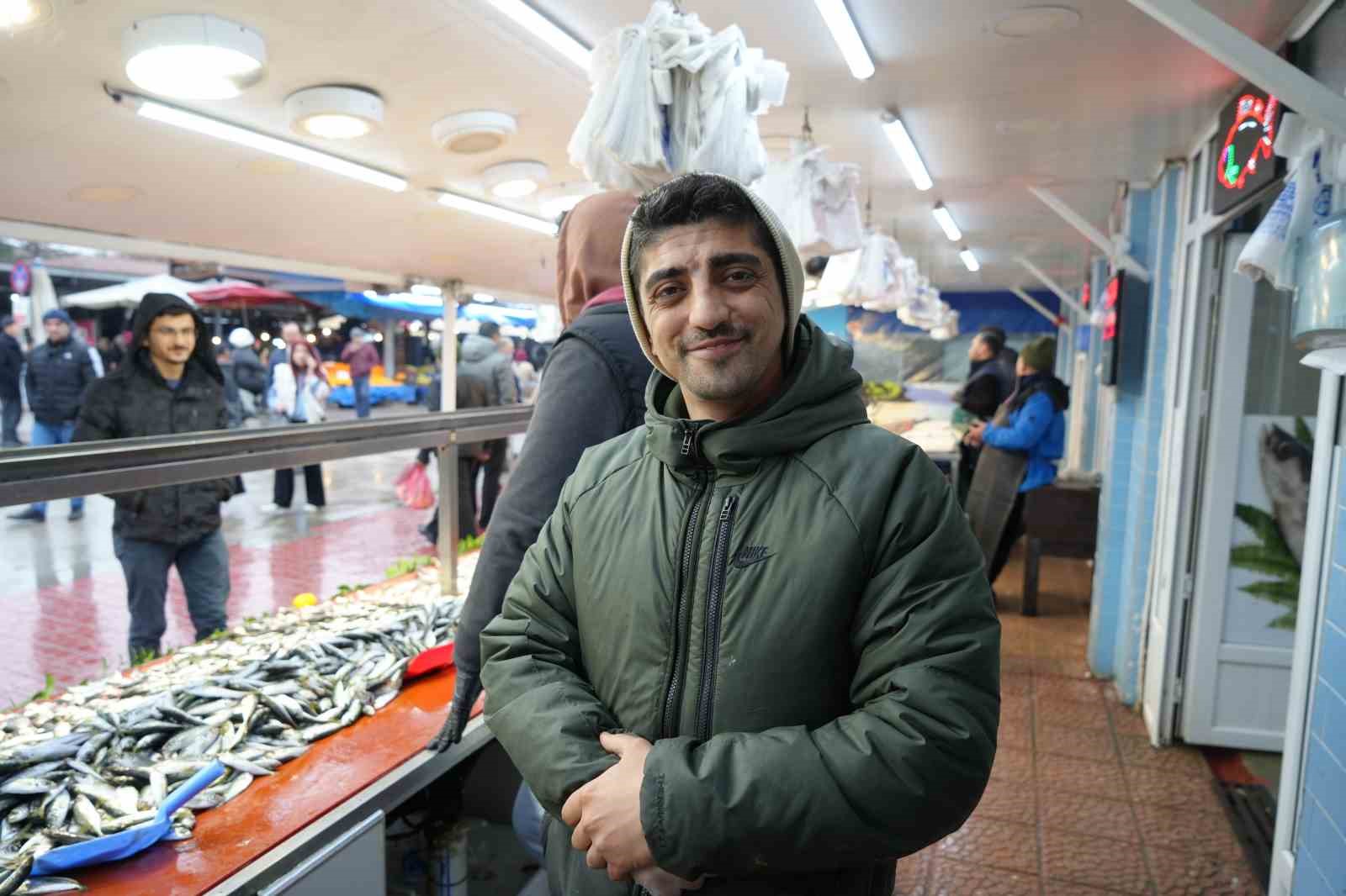 Bolu’da hamsinin yokluğu fiyatları yükseltti
