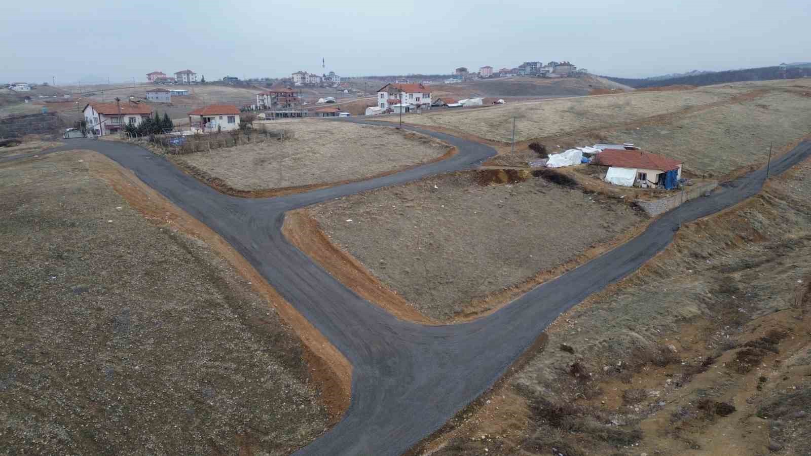 Kıraç Mahallesi’nde yol çalışmaları tamamlandı
