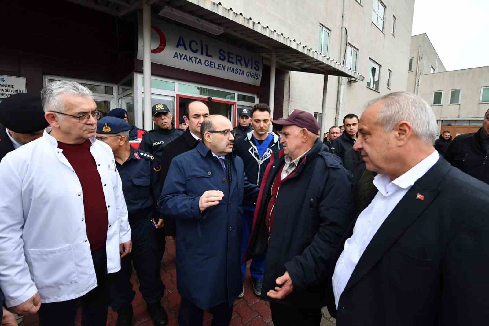 Gönen’deki servis kazası sonrası Vali Ustaoğlu’ndan hastane ziyareti
