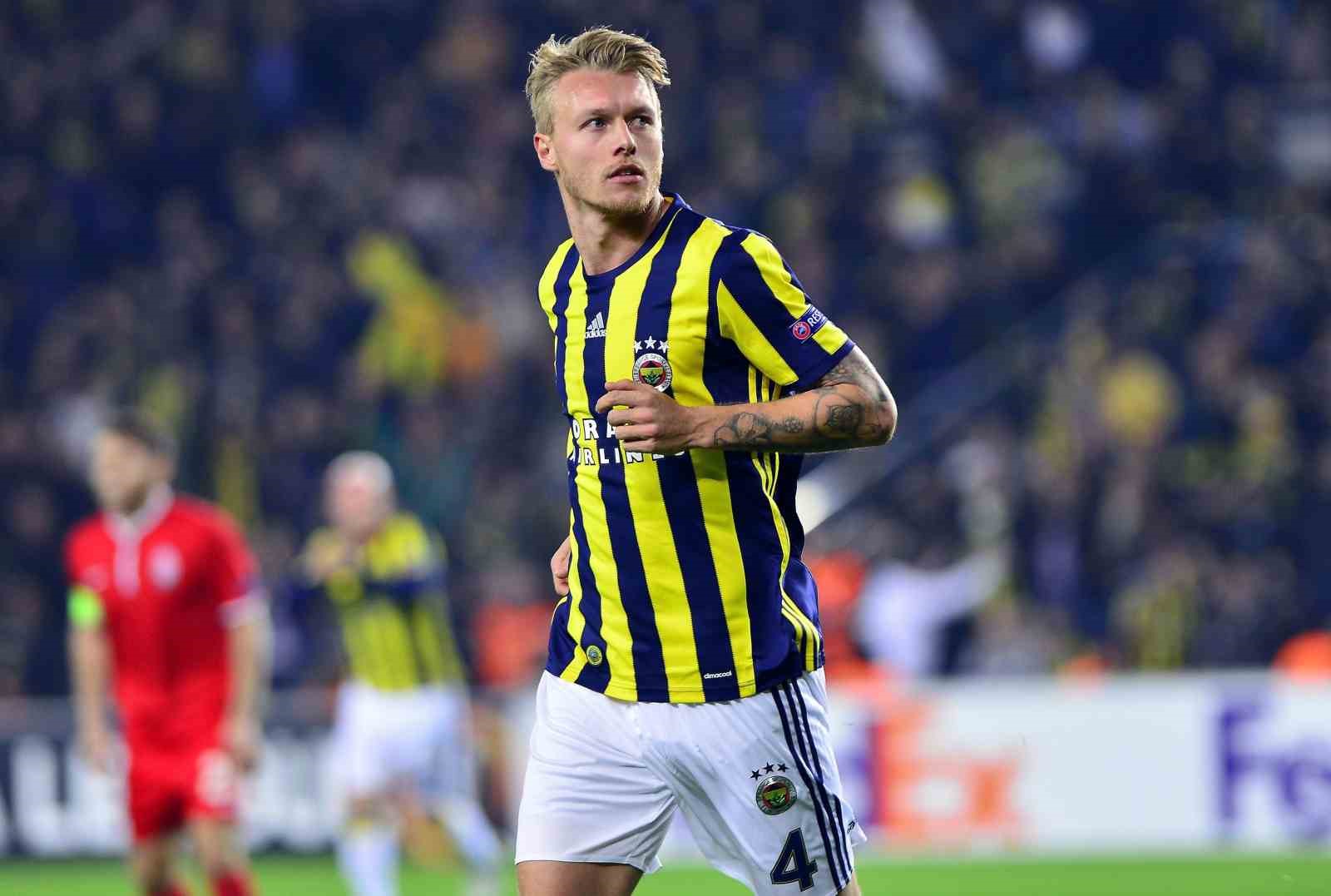 Simon Kjaer: 