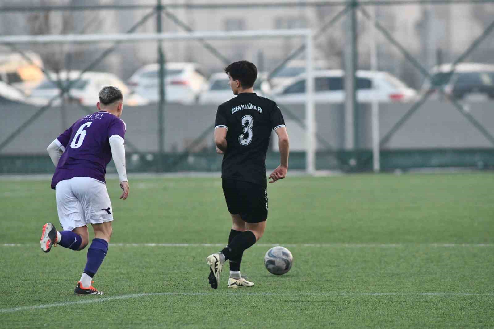 Kayseri Şeker Süper Amatör Küme: Erciyes Esen Makina FK: 4 - Kayseri Döğerspor: 1
