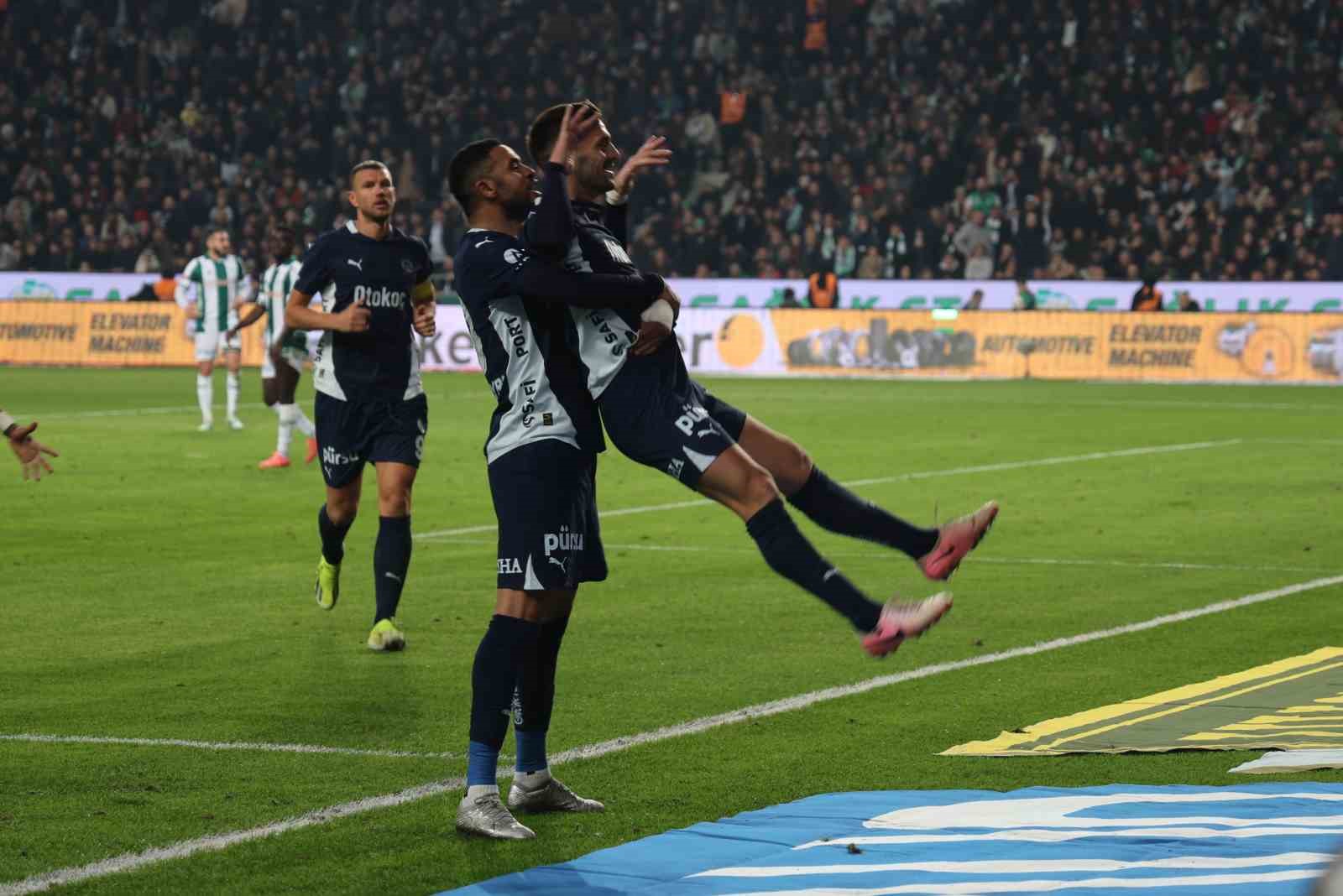 Trendyol Süper Lig: Konyaspor: 2 - Fenerbahçe: 3 (Maç sonucu)
