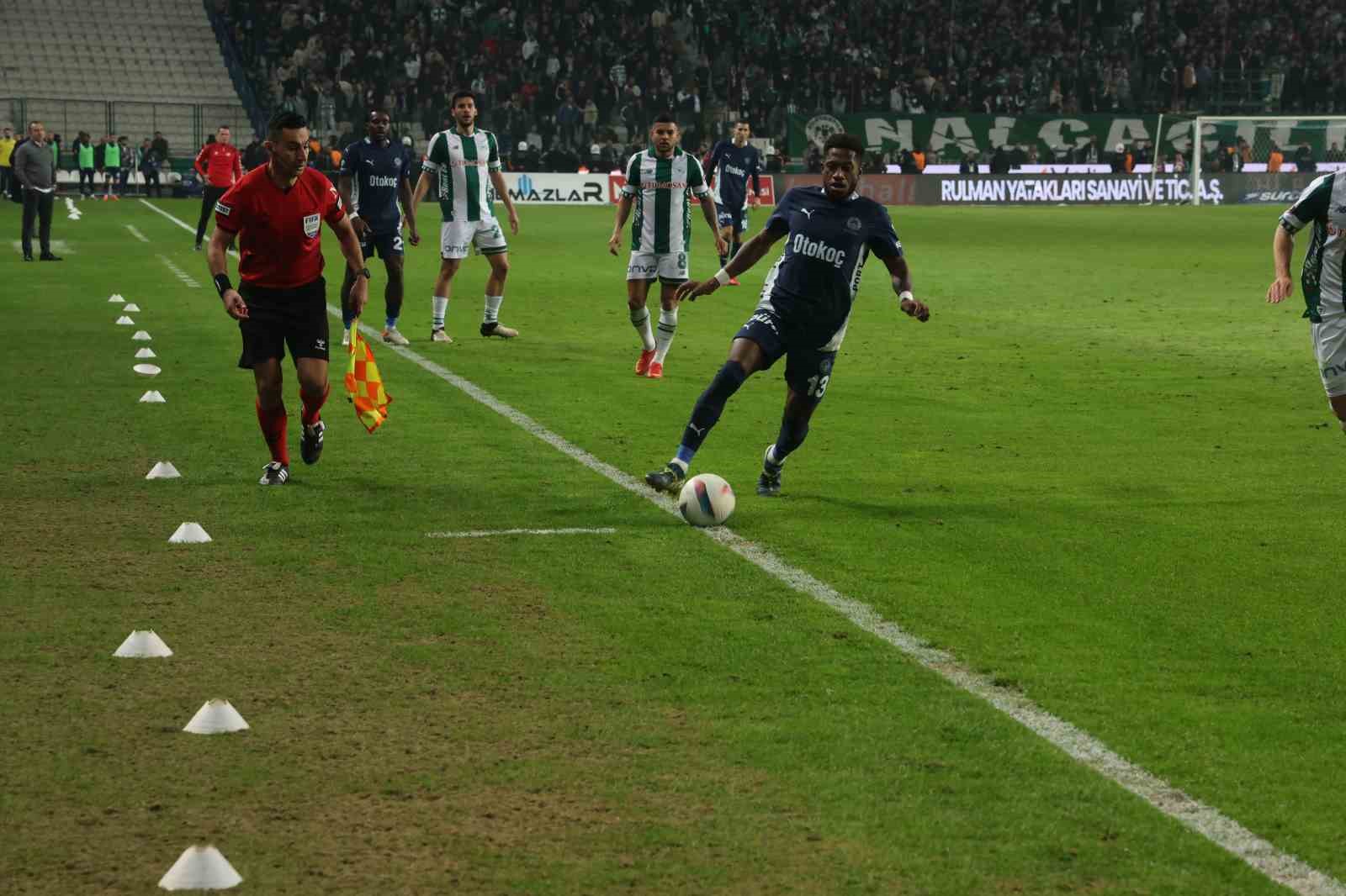 Trendyol Süper Lig: Konyaspor: 2 - Fenerbahçe: 3 (Maç sonucu)
