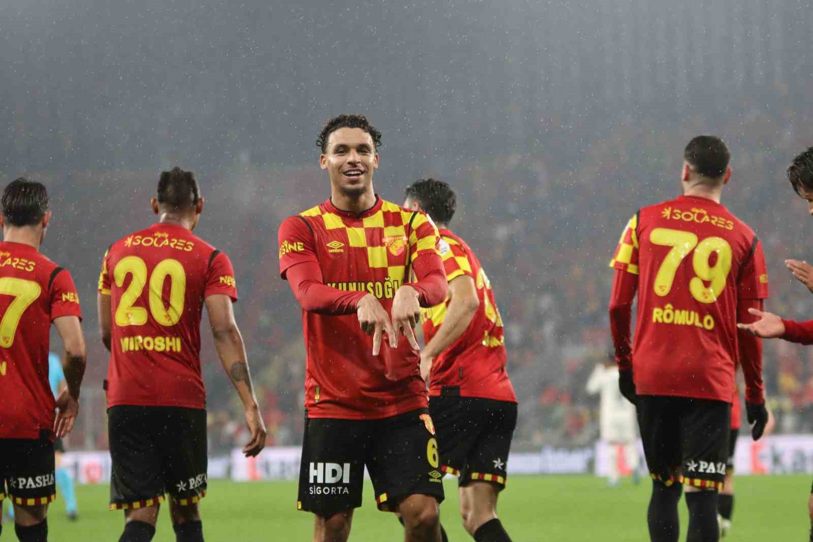 Trendyol Süper Lig: Göztepe: 5 - Kasımpaşa: 0 (Maç sonucu)
