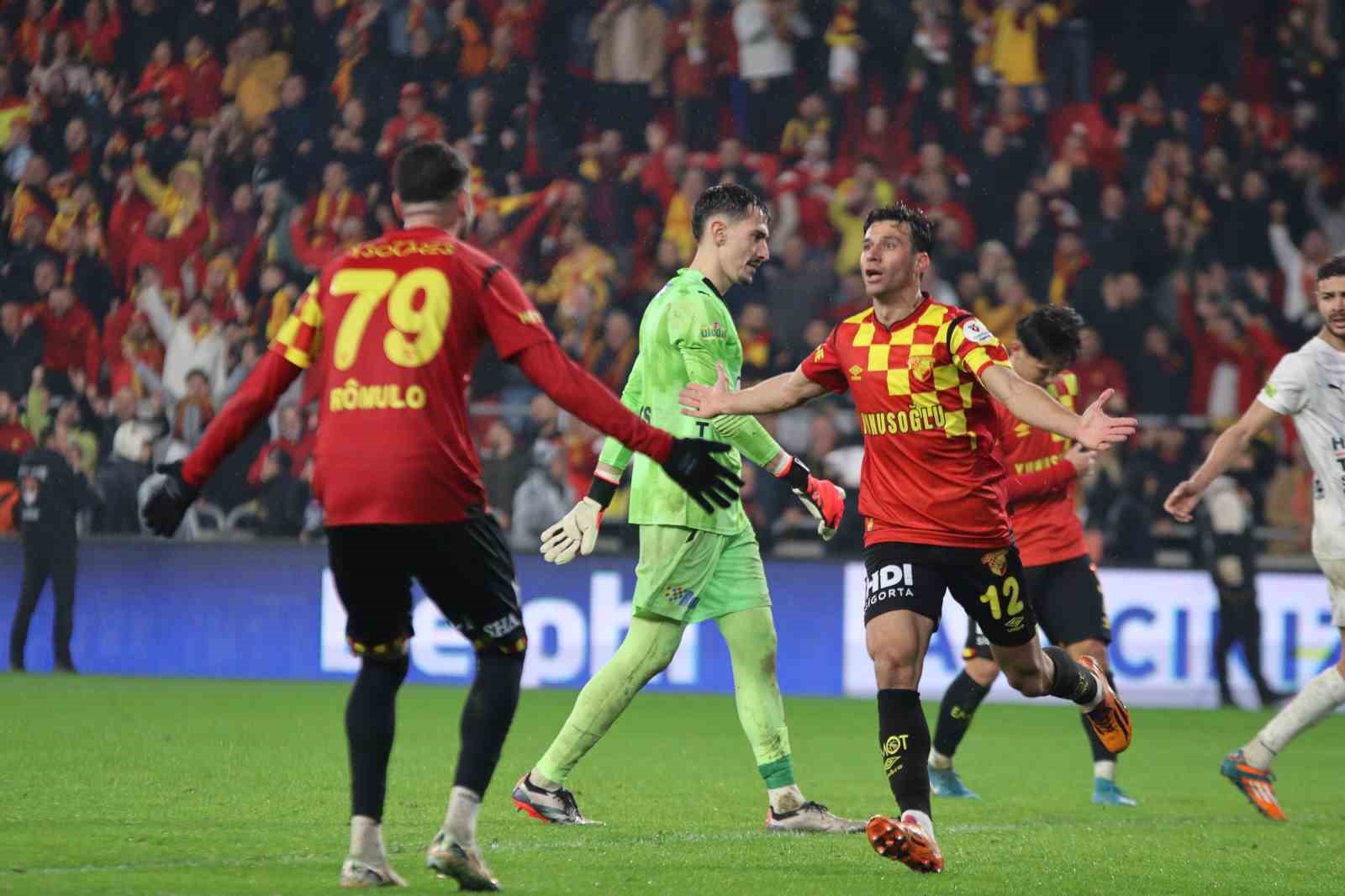 Trendyol Süper Lig: Göztepe: 5 - Kasımpaşa: 0 (Maç sonucu)
