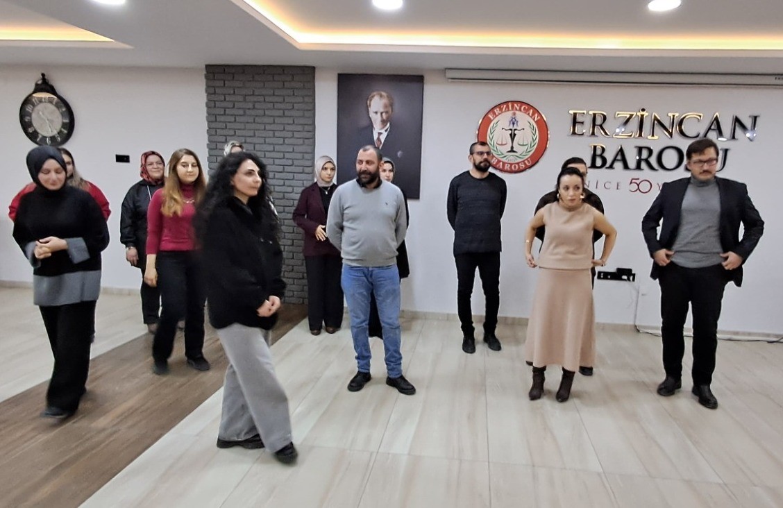 Erzincan Barosu Tiyatro Kulübü 5 Nisan’da sahne alacak
