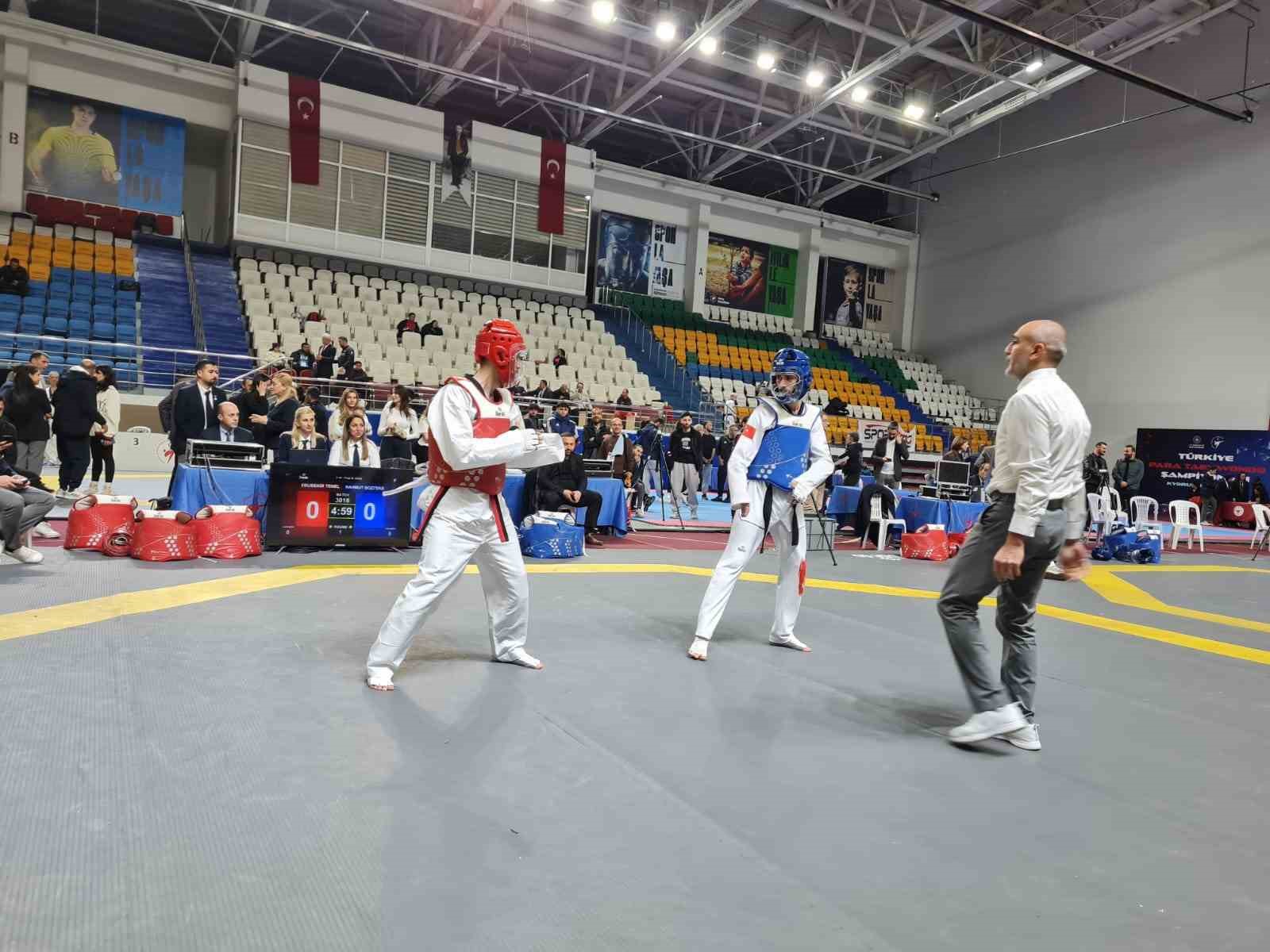 Taekwondoda derece yapan Denizlili 4 sporcu milli takıma adını yazdırdı
