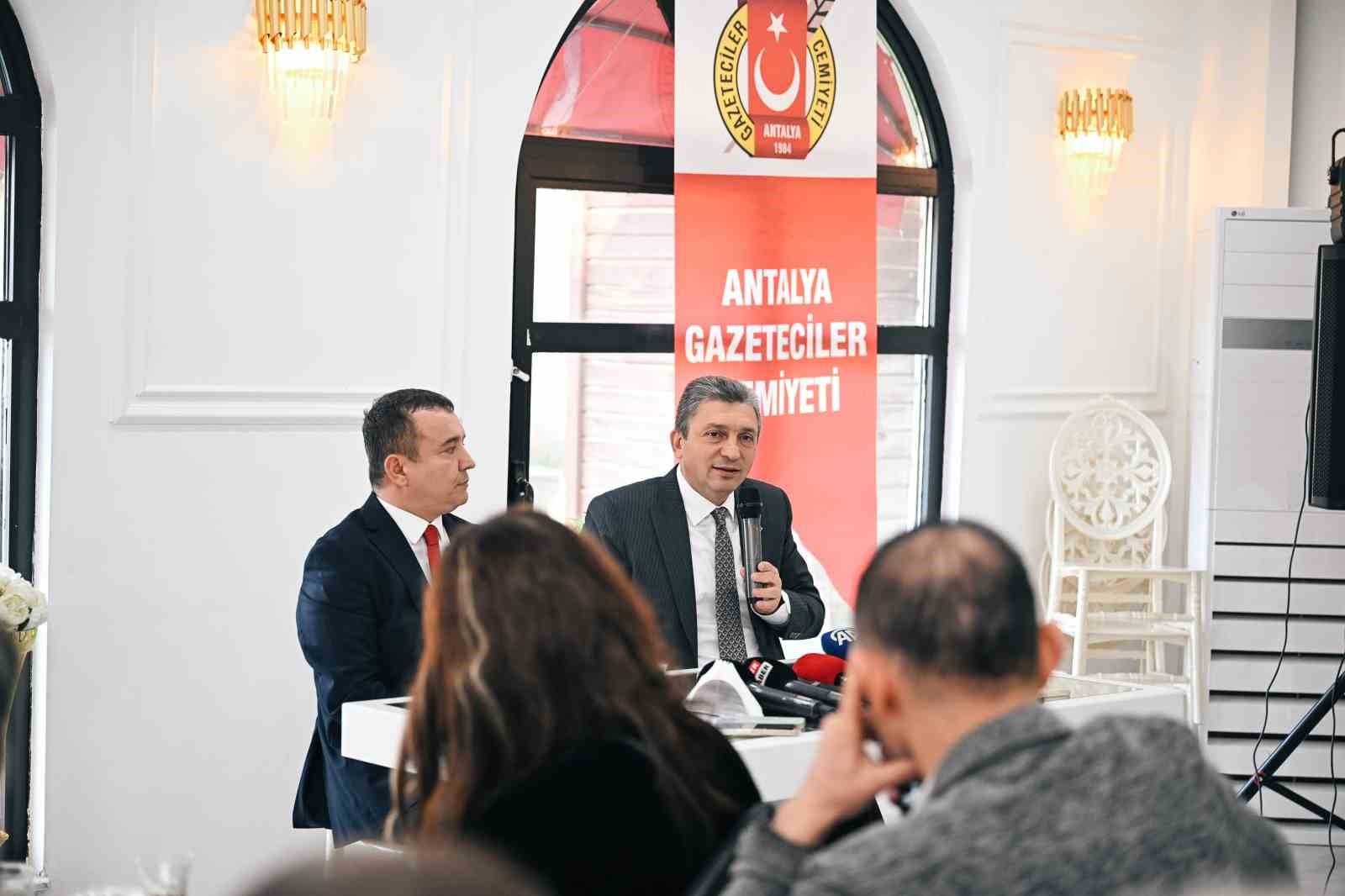 Antalya’da akaryakıt boru hattı bir ay içinde tam kapasiteye geçiyor, trafik rahatlayacak
