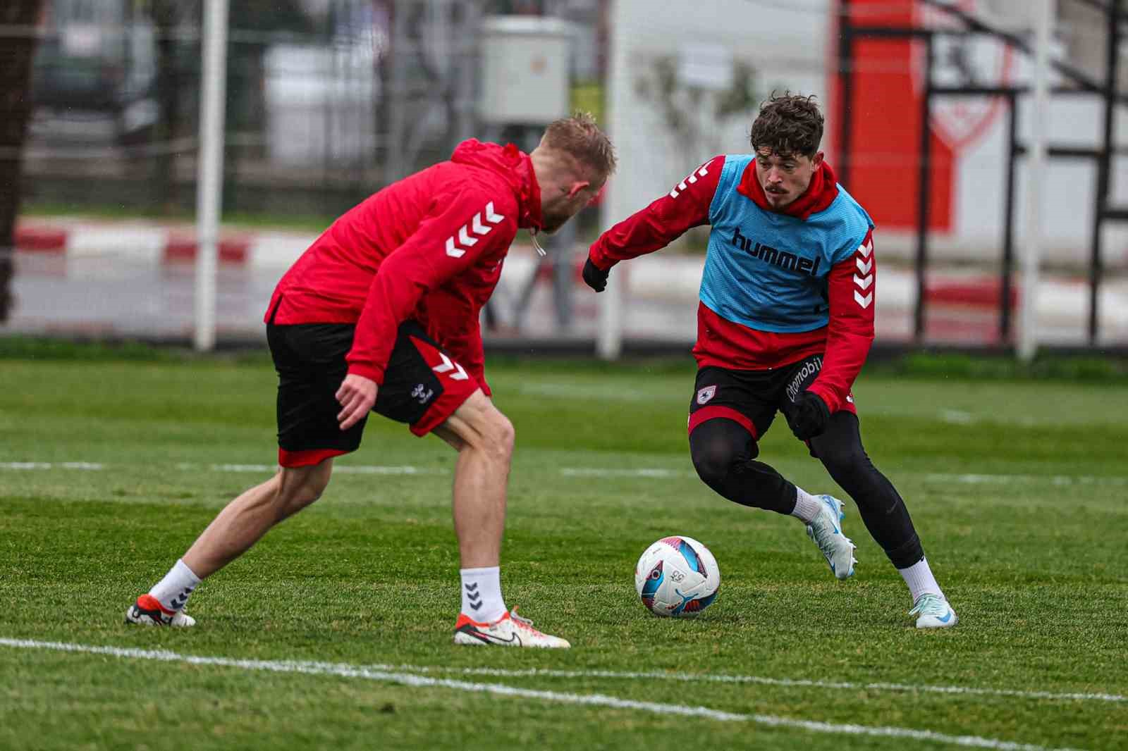 Samsunspor, Beşiktaş maçı hazırlıklarına başladı
