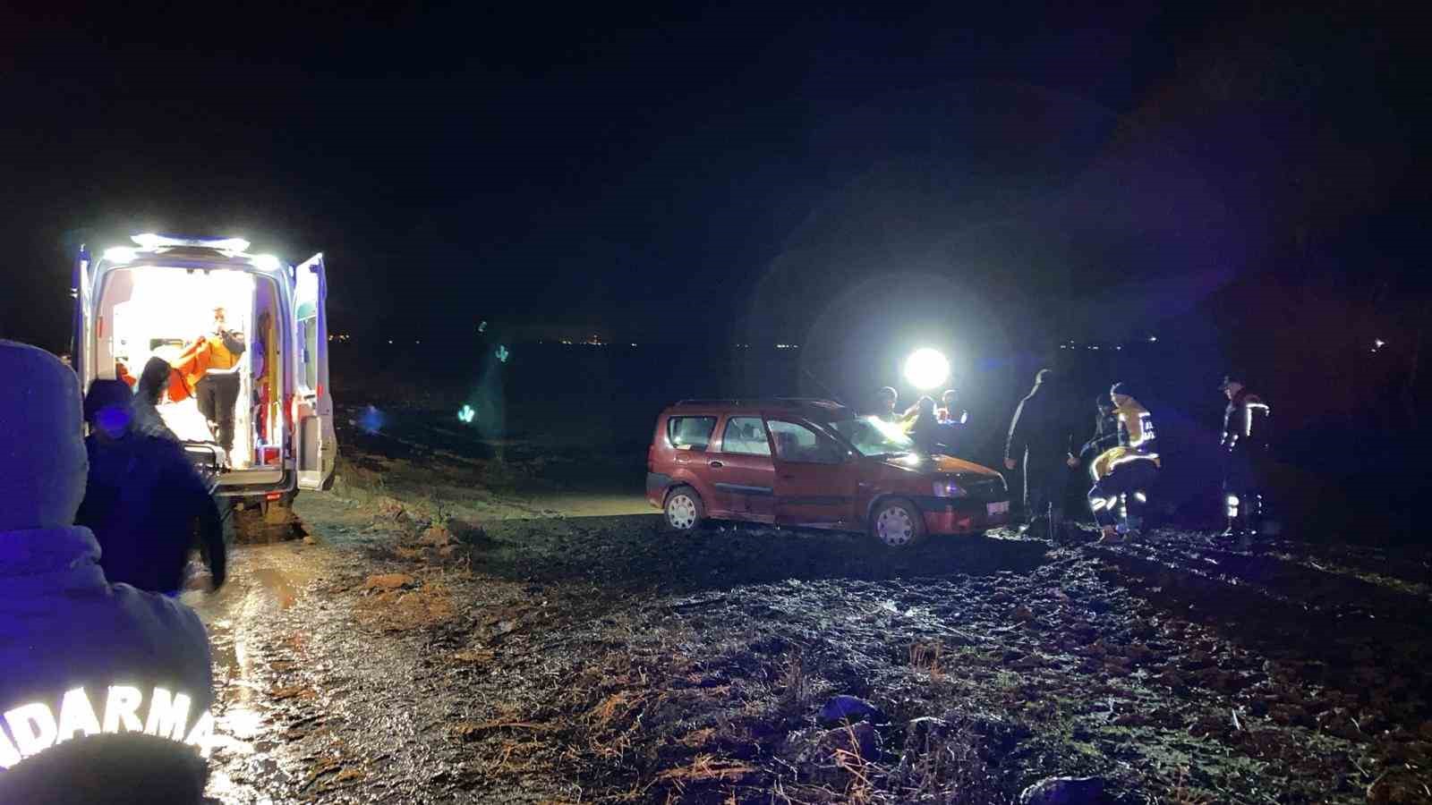 Çanakkale’de bir kişi araç içerisinde ölü bulundu
