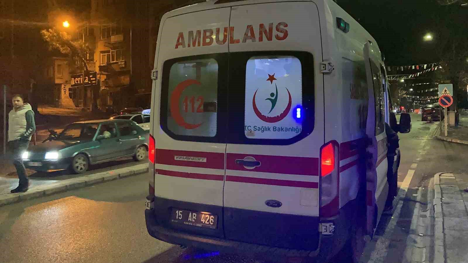 Burdur’da yola çıkan aracı gören bisikletli panikleyerek düşüp yaralandı
