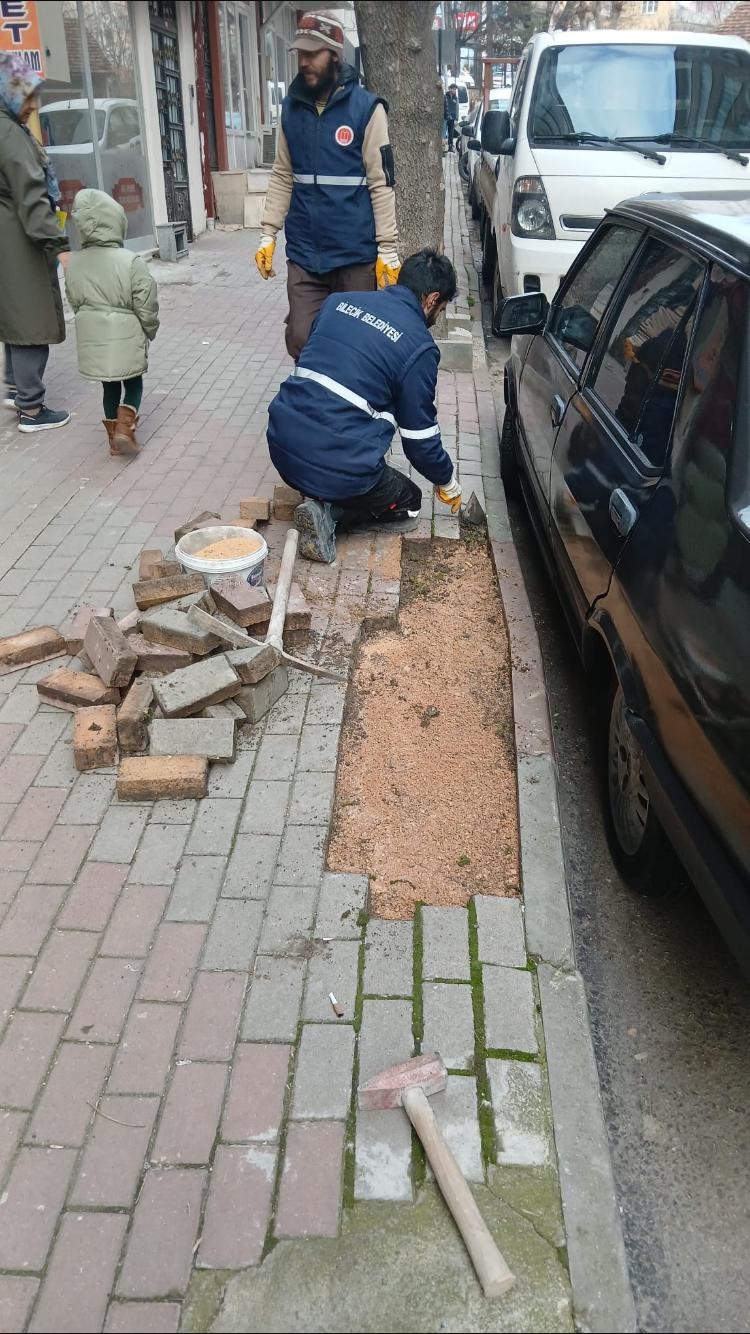 Bilecik’te alt ve üst yapı çalışmaları sürüyor
