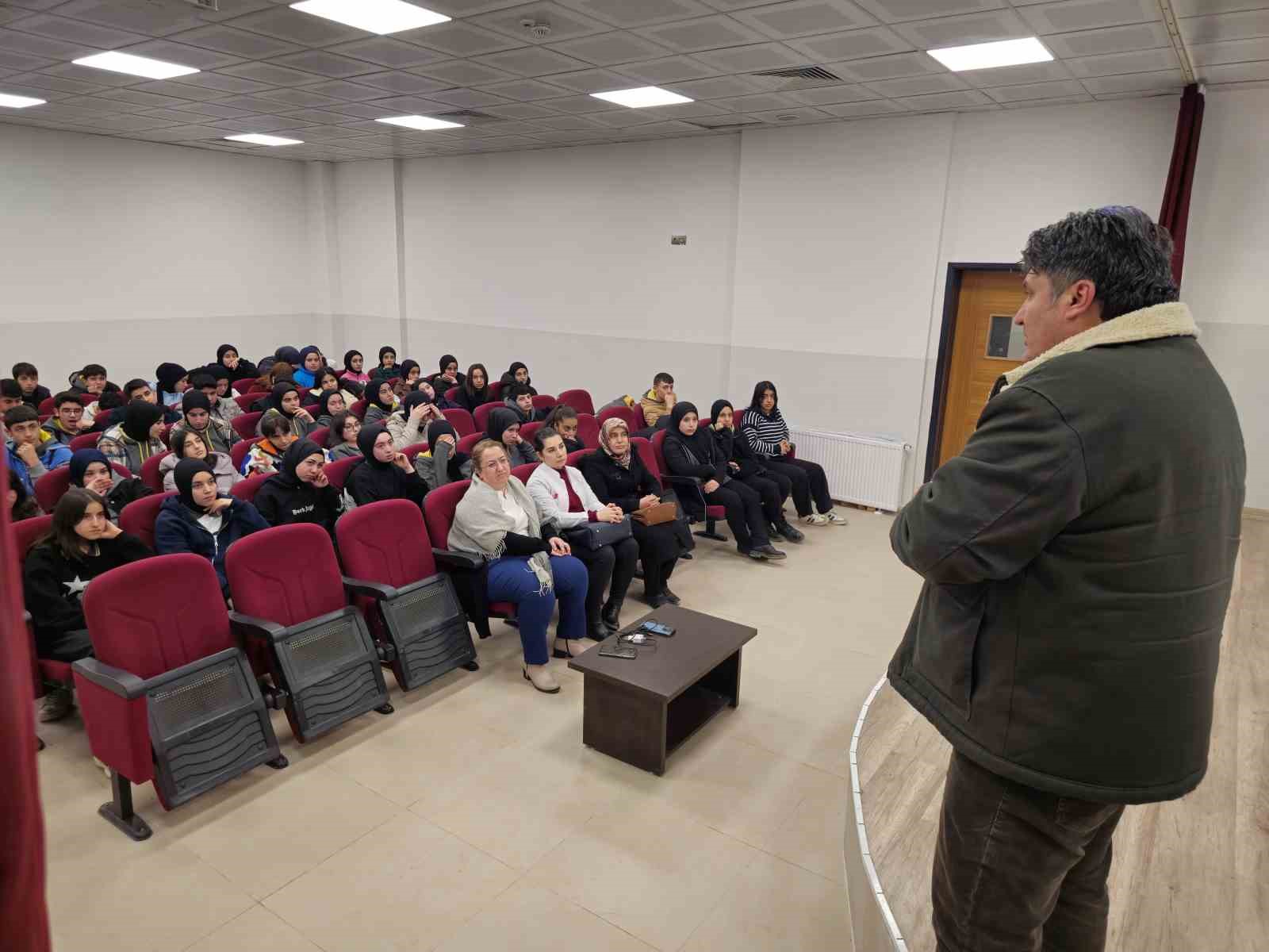 Arslantepe’nin tarihi yolculuğu öğrencilerle buluşuyor
